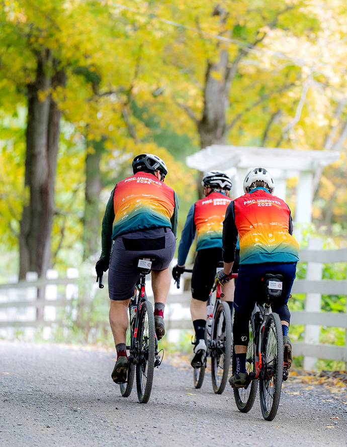 detail of gravel bike rider